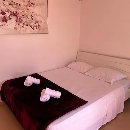 Lana Maris 1 - 200m From Beach, Terrace With Sea View, Wi-fi And Free Parking *