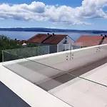 Lana Maris 1 - 200m From Beach, Terrace With Sea View, Wi-fi And Free Parking דירה דראמליי