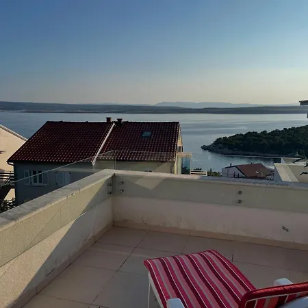 Lana Maris 1 - 200m From Beach, Terrace With Sea View, Wi-fi And Free Parking *