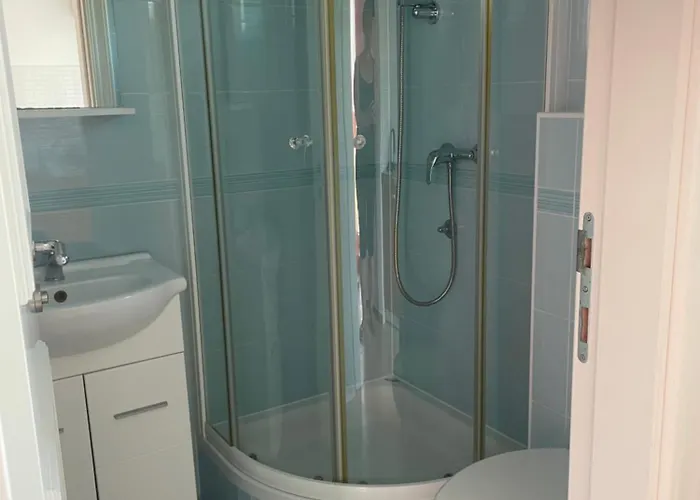 Lana Maris 1 - 200m From Beach, Terrace With Sea View, Wi-fi And Free Parking *